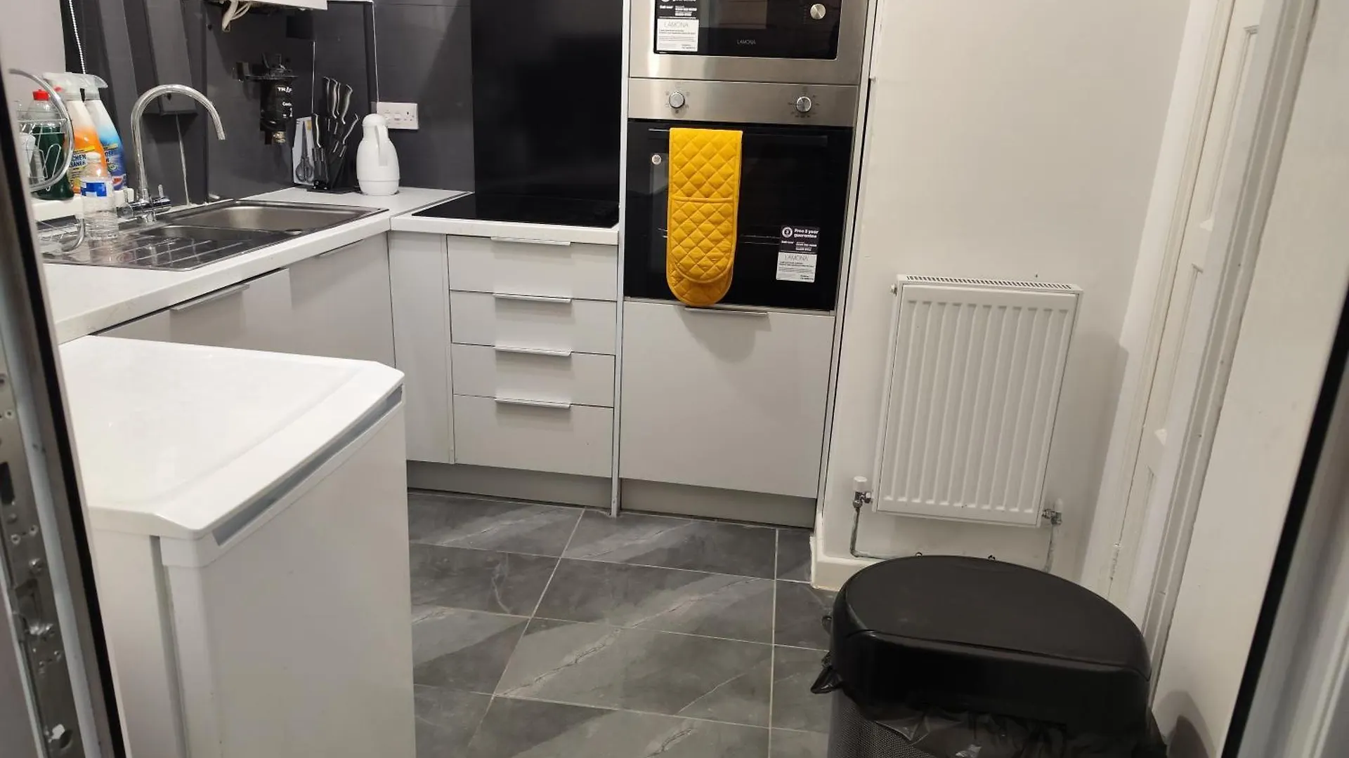 Home From Home Erith Apartment